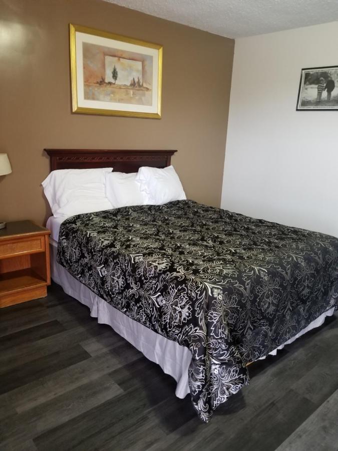 Coniston Richard Lake Motel المظهر الخارجي الصورة