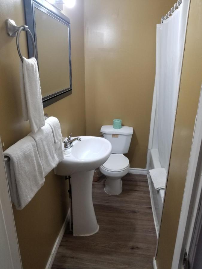 Coniston Richard Lake Motel المظهر الخارجي الصورة