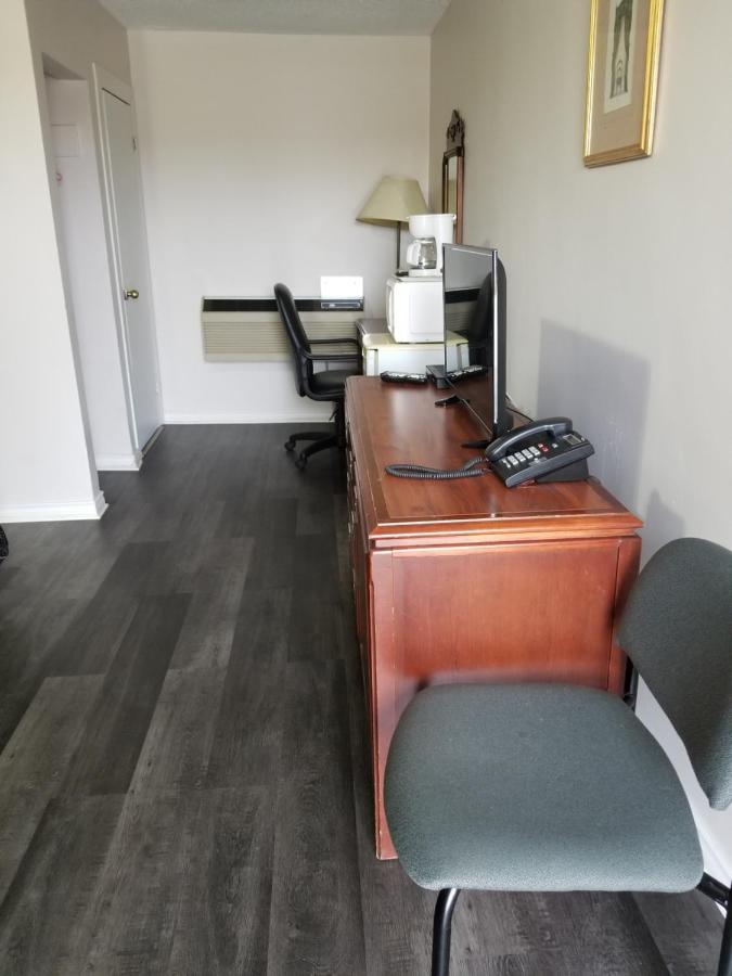 Coniston Richard Lake Motel المظهر الخارجي الصورة